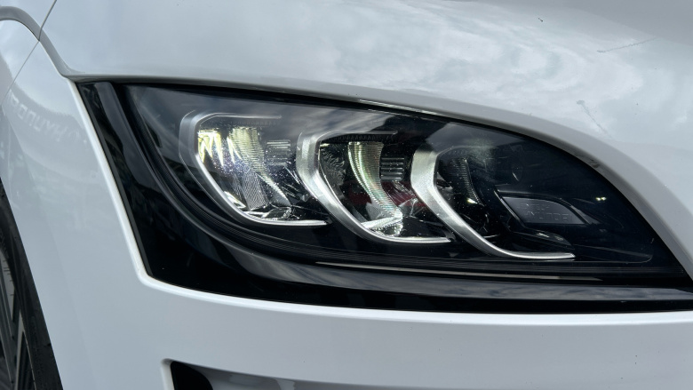 Hyundai KONA 150kW Premium 64kWh 5dr Auto Electric Hatchback